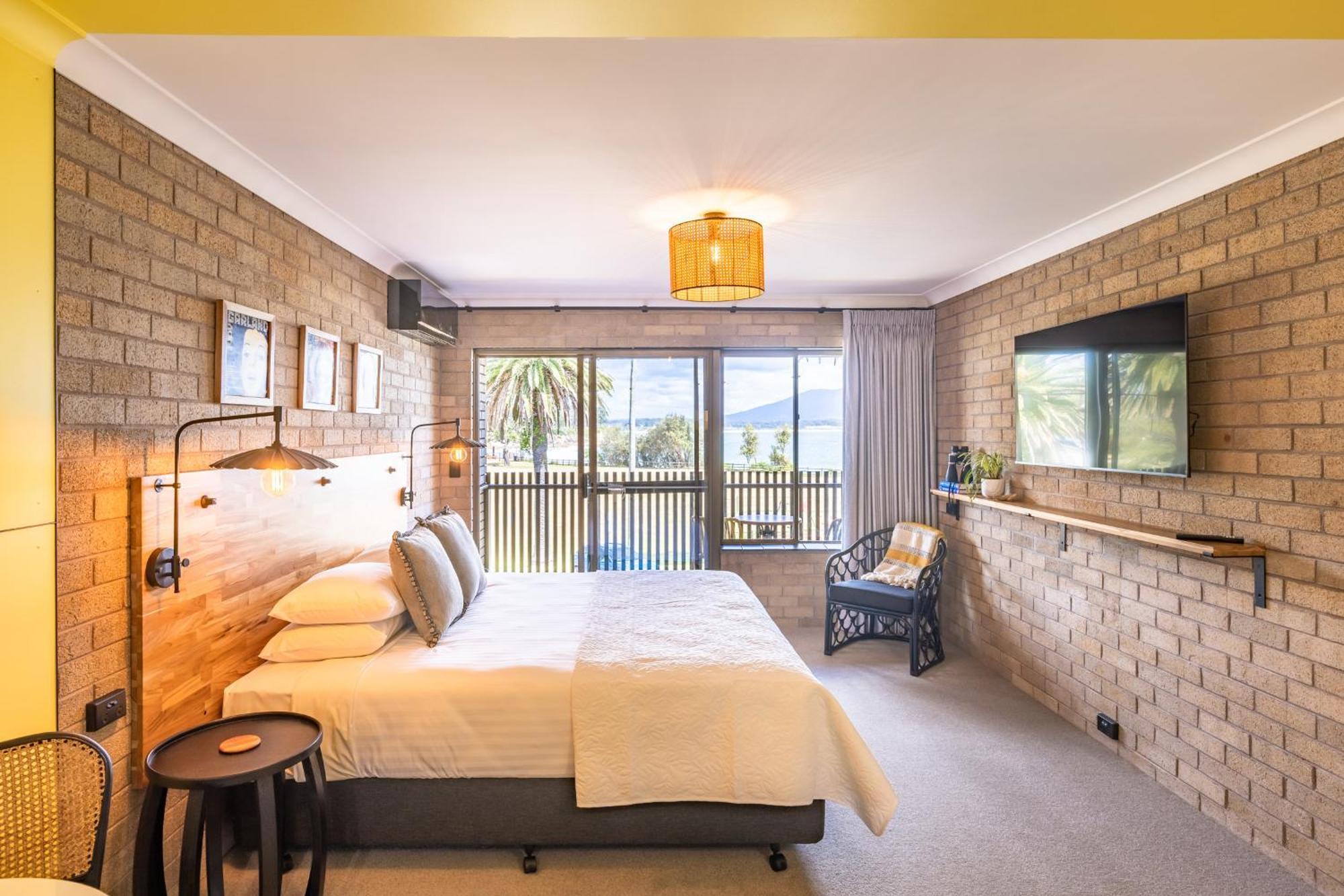 Bermagui Beach Hotel エクステリア 写真
