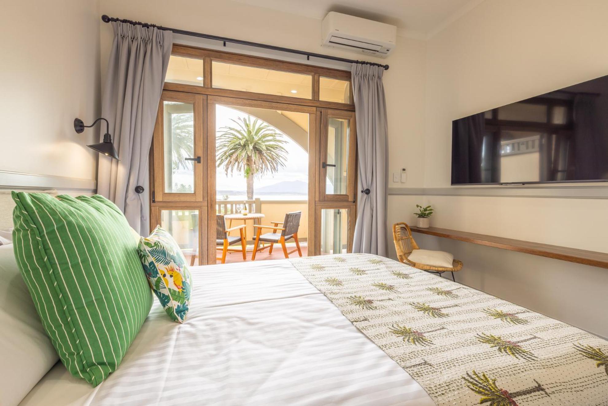 Bermagui Beach Hotel エクステリア 写真
