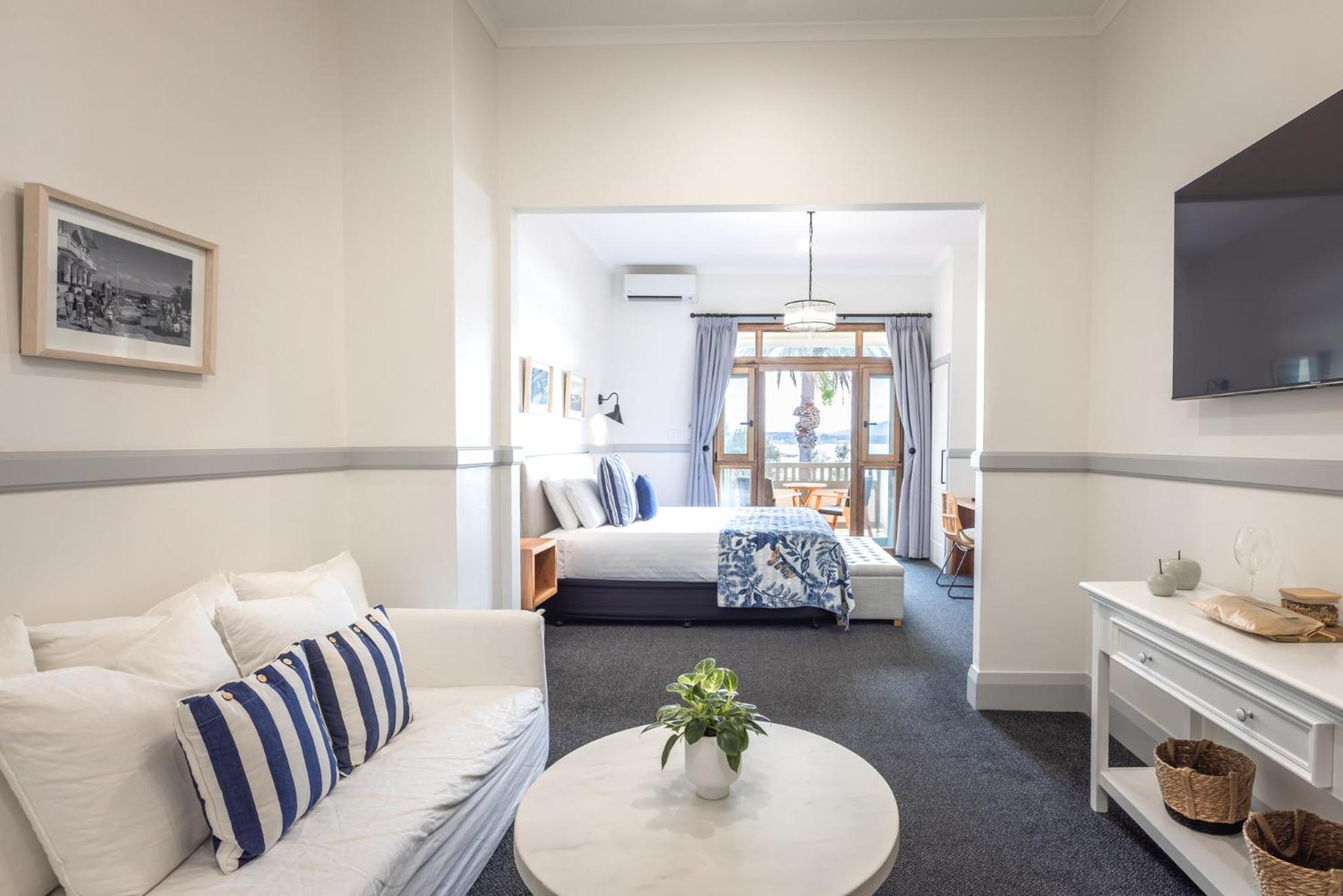 Bermagui Beach Hotel エクステリア 写真